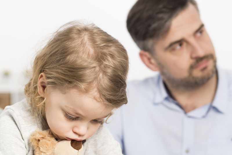 7 comportamentos dos pais que podem prejudicar os filhos no futuro