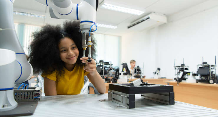 Mãos na Massa: 5 Aspectos em que a Cultura Maker Desperta o Potencial dos Alunos